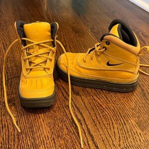 Nike Kids Waterproof Boots